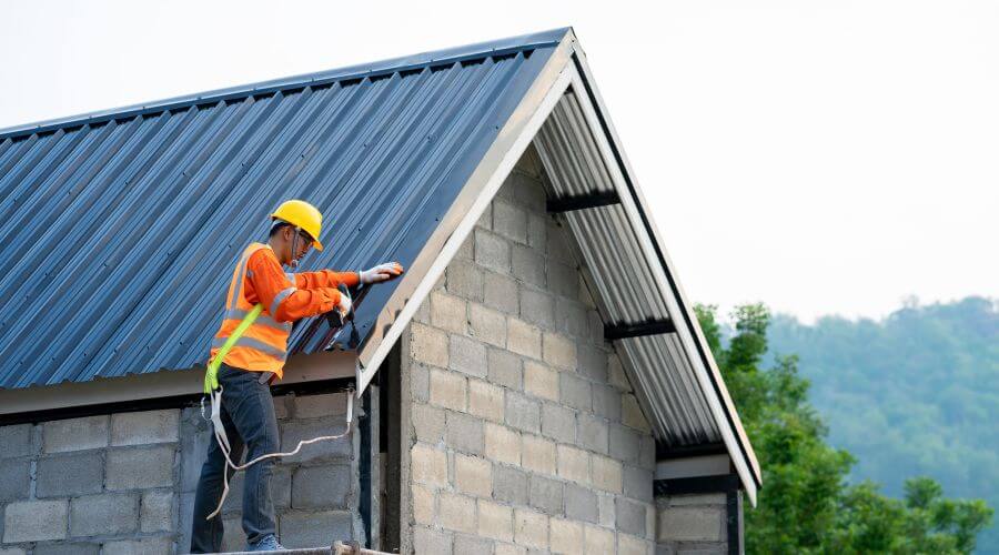Expert Emergency Roof Repairs services in Ormond Beach, FL